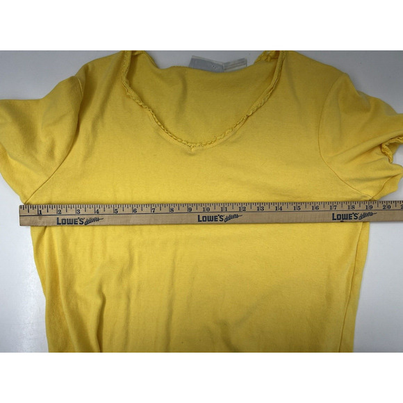Basic Editions Womens Shirt Size Medium Yellow Solid Short Sleeve V-Neck - Picture 8 of 10